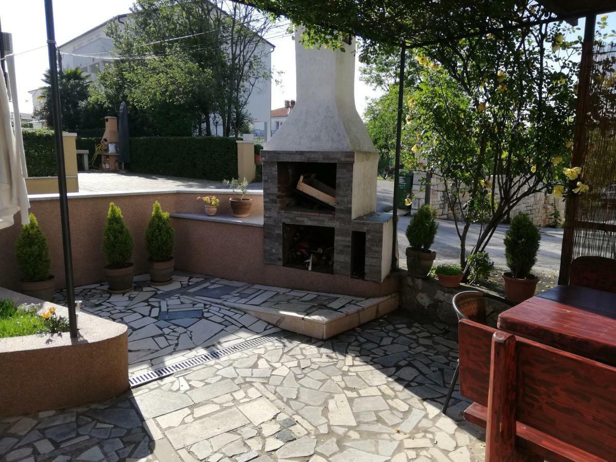 Apartamento Family Apartman Luka Rovinj Exterior foto